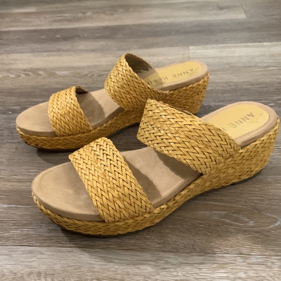 Anne Klein-Akzala Casual Slides EUC - Picture 4 of 8